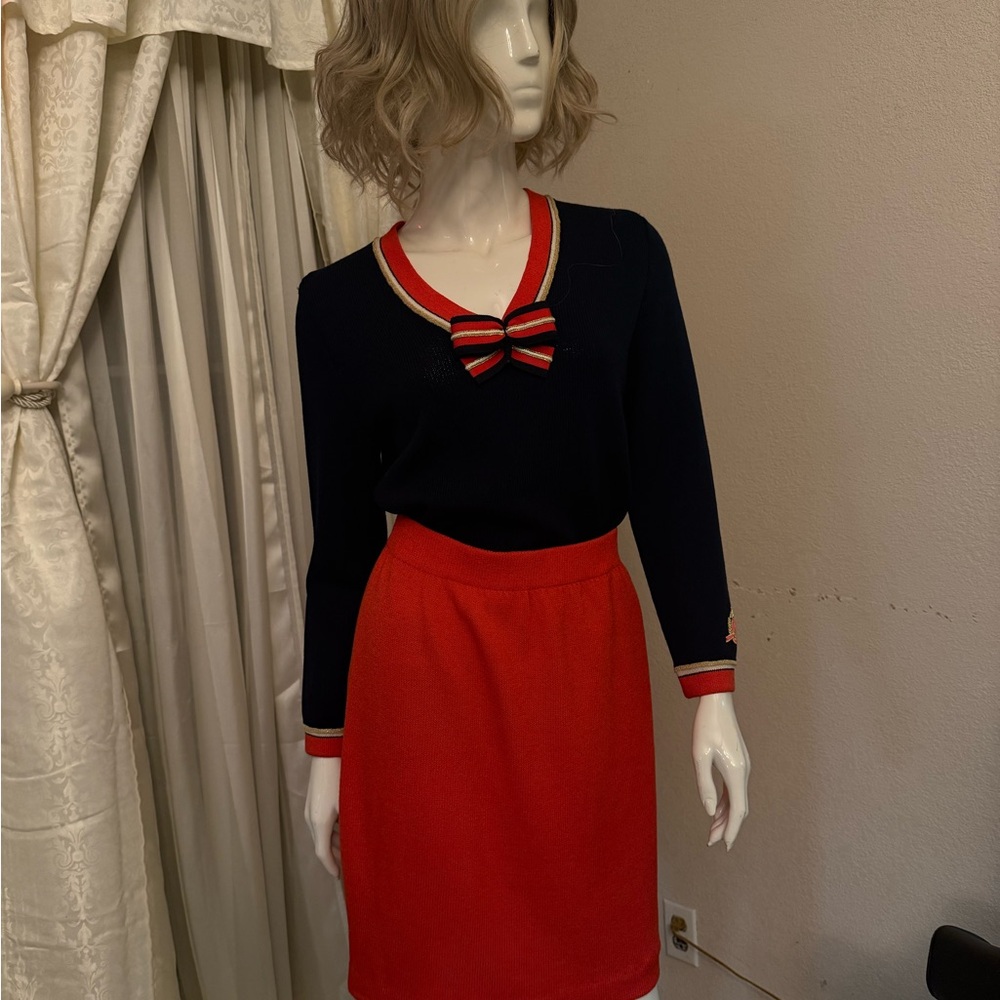 St. John Navy and Red Knit Skirt